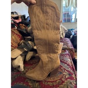 Sugar Kammy Women's Cowboy Style Boots Cognac Faux Suede US Size‎ 6.5